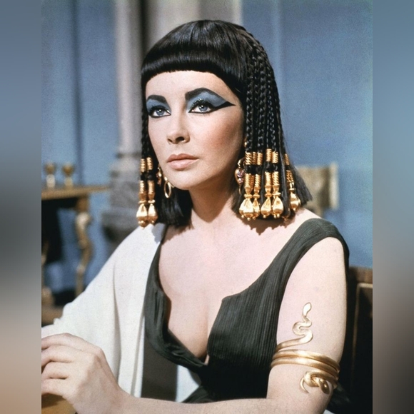 Revival of Cleopatra 👸🏻🌿 - Picture 9 of 16